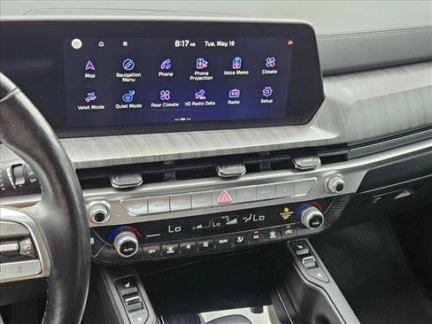 Used 2023 Kia Telluride EX w/ EX Captain's Chair Package AWD/4WD image 13