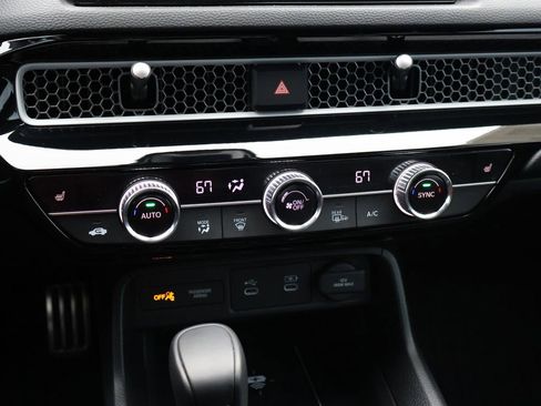 Certified 2025 Honda Civic Sport Touring image 22