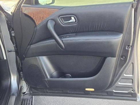 Used 2019 Nissan Armada SL image 5