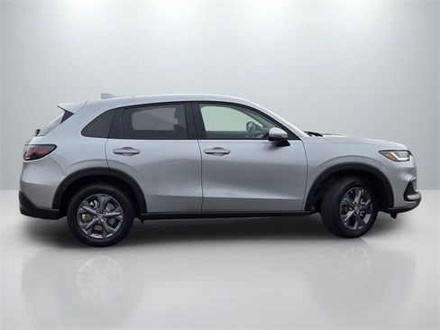 New 2026 Honda HR-V LX image 3