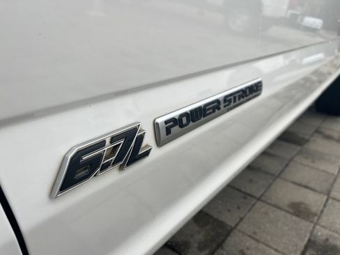 Used 2021 Ford F250 Platinum w/ FX4 Off-Road Package image 11