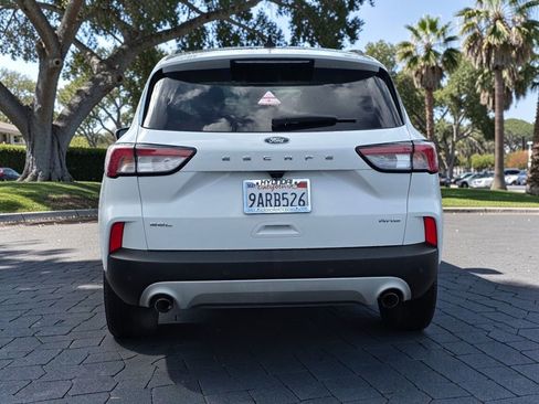Used 2022 Ford Escape SEL image 6