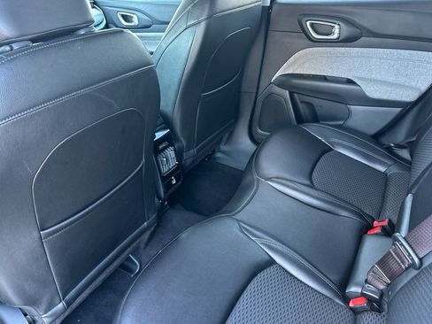 Used 2022 Jeep Compass Latitude w/ Convenience Group image 12