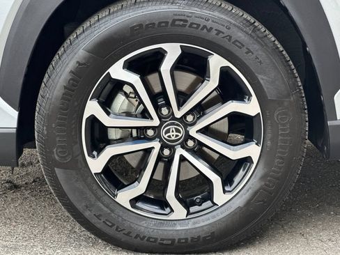Certified 2025 Toyota Corolla Cross AWD Hybrid image 25