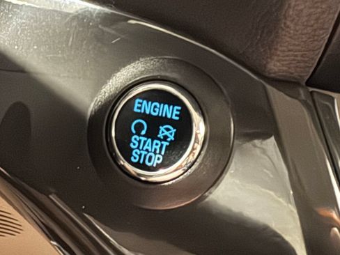 Used 2015 Ford Escape Titanium w/ Equipment Group 301A FWD image 42