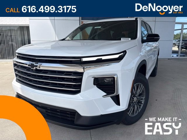 New 2026 Chevrolet Traverse LT w/ Driver Confidence Package AWD/4WD image 1