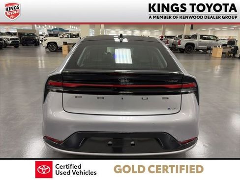 Used 2024 Toyota Prius Limited w/ Limited Premium Package AWD/4WD image 7
