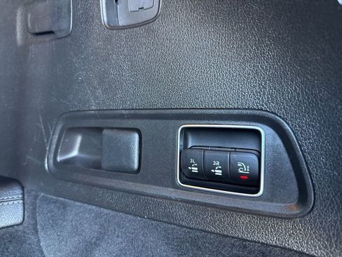 Used 2022 Mercedes-Benz GLS 450 GLS 450 image 32