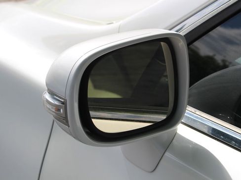 Used 2011 Lexus LS 460 image 48