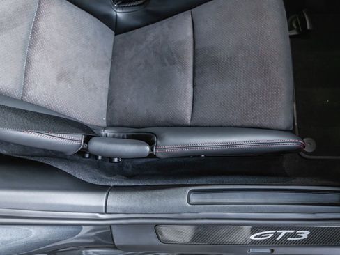 Used 2022 Porsche 911 GT3 RWD image 26