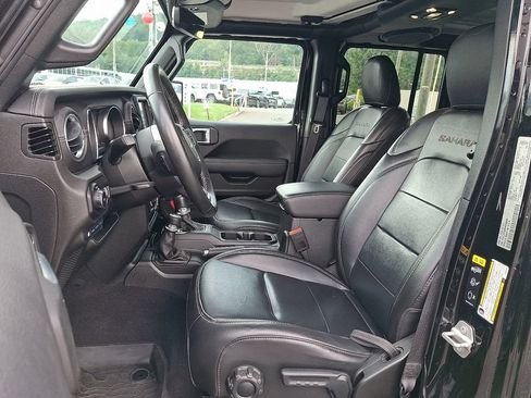 Used 2023 Jeep Wrangler Unlimited Sahara w/ Dual Top Group AWD/4WD image 14