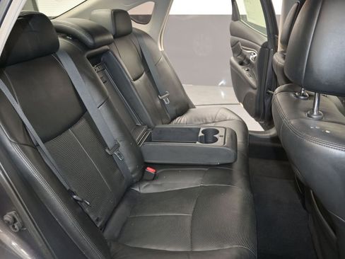 Used 2011 INFINITI M37 w/ Premium Pkg image 26