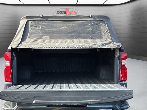 Used 2021 Chevrolet Silverado 1500 RST image 26