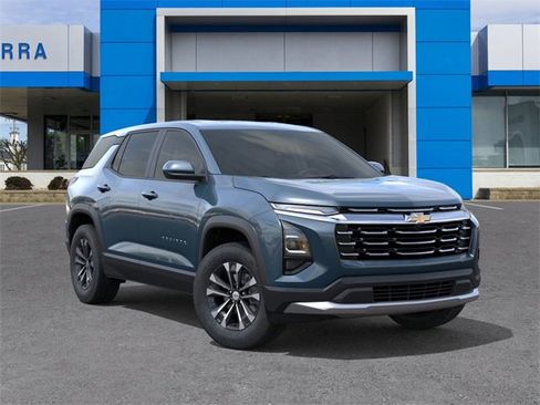 New 2026 Chevrolet Equinox LT w/ LPO, Floor Liner Package image 7