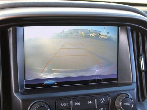 Used 2018 Chevrolet Colorado Z71 image 25