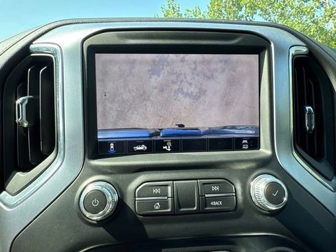 Used 2020 GMC Sierra 1500 SLT w/ SLT Premium Plus Package AWD/4WD image 25