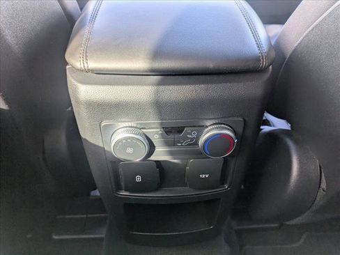 Used 2020 Ford Explorer XLT RWD image 24