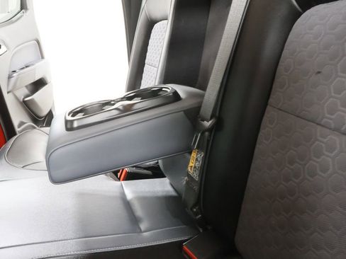 Used 2016 Chevrolet Colorado Z71 image 25