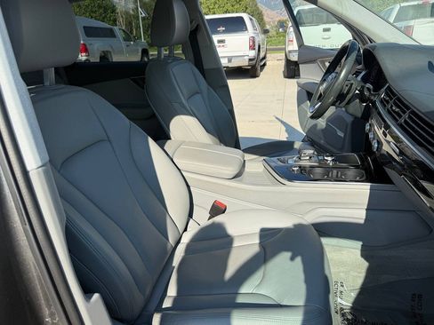 Used 2019 Audi Q7 3.0T Premium Plus w/ Premium Plus Package AWD/4WD image 27
