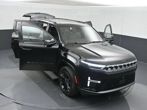New 2026 Jeep Grand Wagoneer Summit AWD/4WD image 61