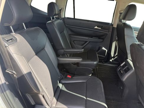 Used 2021 Volkswagen Atlas SE FWD image 17