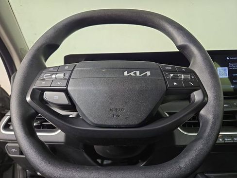 Certified 2025 Kia K4 LXS image 23