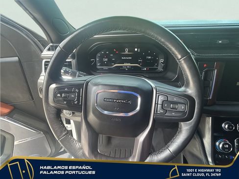 Used 2023 GMC Yukon Denali Ultimate AWD/4WD image 17