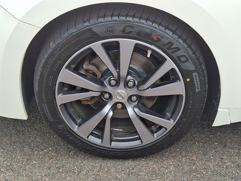 Used 2017 Nissan Maxima 3.5 S FWD image 27