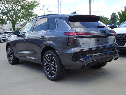 New 2026 Audi Q3 quattro 2.0T AWD/4WD image 3