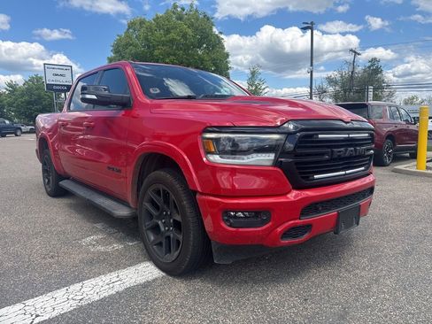 Used 2022 RAM 1500 Laramie AWD/4WD image 1