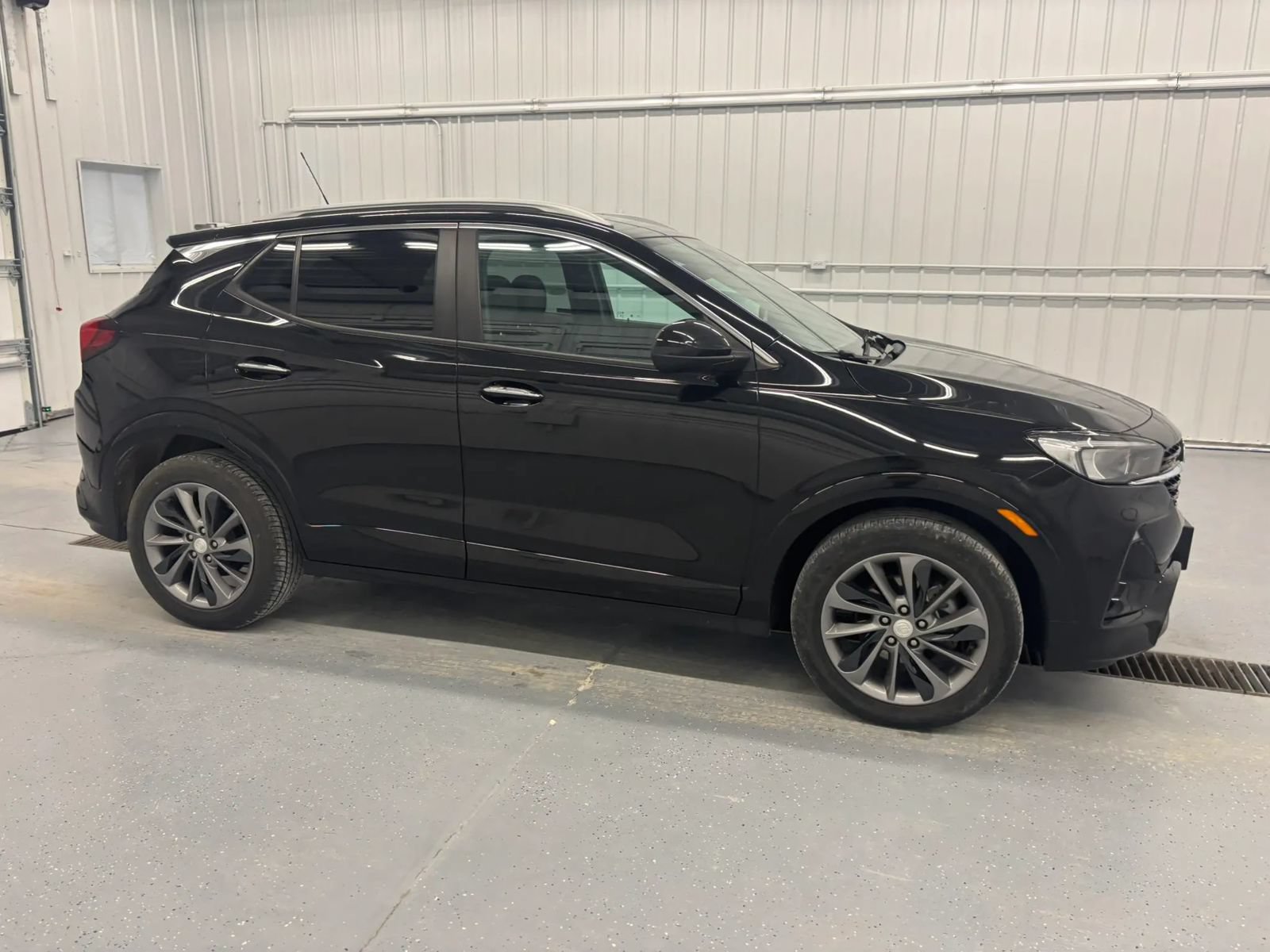 Used 2021 Buick Encore GX Select w/ Sport Touring Package FWD image 11