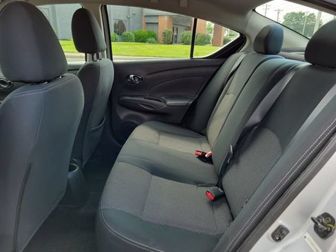 Used 2019 Nissan Versa SV FWD image 21