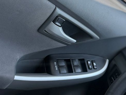 Used 2010 Toyota Prius Two image 18