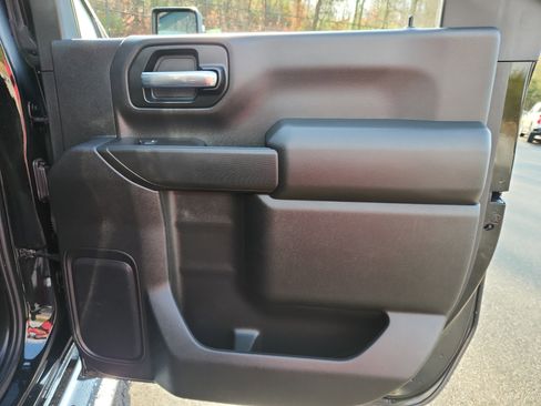 Used 2021 Chevrolet Silverado 2500 LT w/ Convenience Package image 31