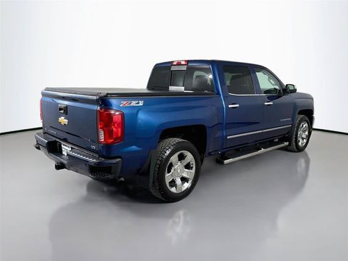 Used 2017 Chevrolet Silverado 1500 LTZ Z71 w/ LTZ Plus Package AWD/4WD image 9