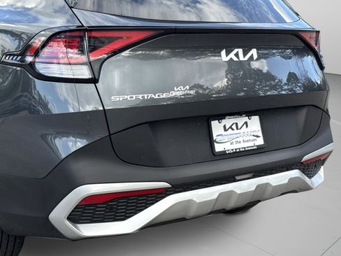 Certified 2024 Kia Sportage LX image 29