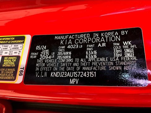 Used 2025 Kia Soul LX w/ LX Technology Package FWD image 19