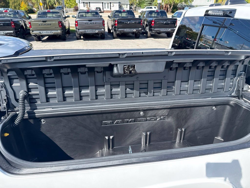 New 2027 RAM 1500 Tungsten w/ Trailer Tow Group AWD/4WD image 27