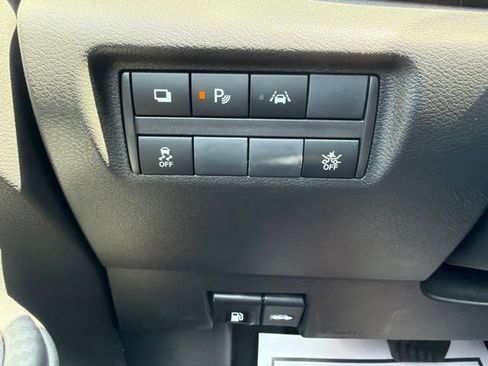 Used 2024 Nissan Versa S w/ S Plus Package FWD image 22