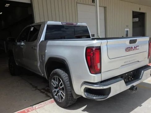 Used 2019 GMC Sierra 1500 SLT RWD image 5