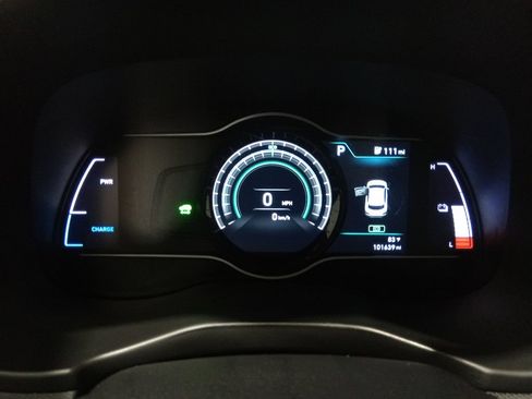 Used 2021 Hyundai Kona Ultimate FWD image 18