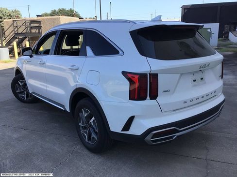 Used 2022 Kia Sorento S AWD/4WD image 4