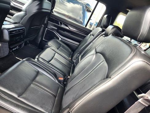 Used 2024 Jeep Wagoneer L 4WD image 8