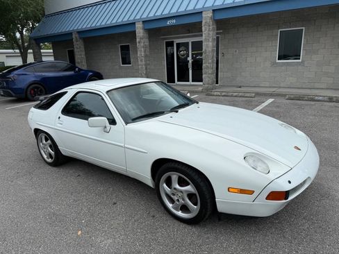 Used 1987 Porsche 928 S4 RWD image 10