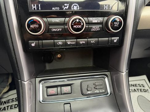 Used 2019 Subaru Ascent Limited w/ Popular Package #3 AWD/4WD image 41