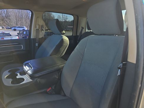 Used 2019 RAM 2500 Big Horn image 20