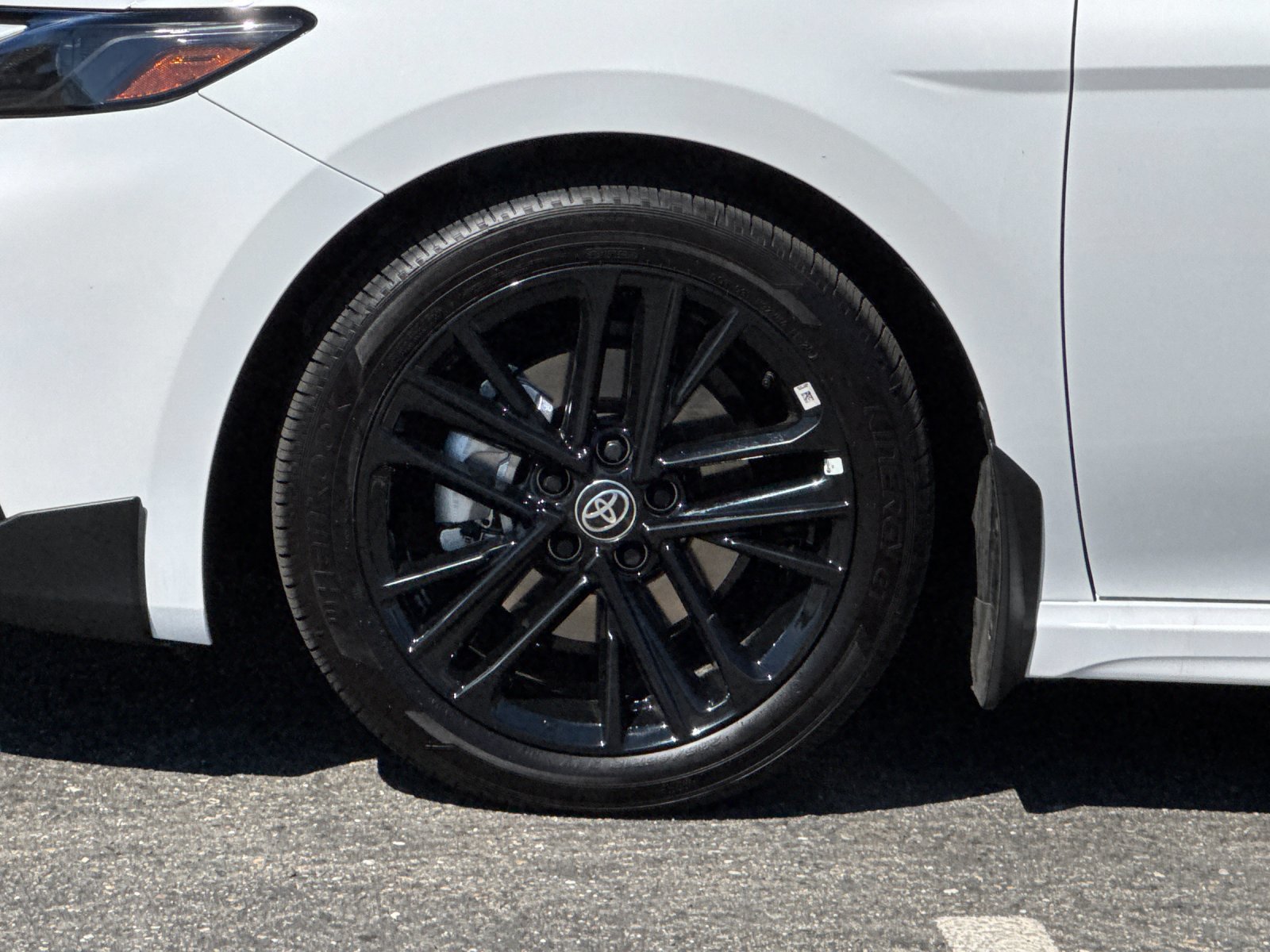 Used 2026 Toyota Camry SE w/ Multimedia Upgrade Package FWD image 25