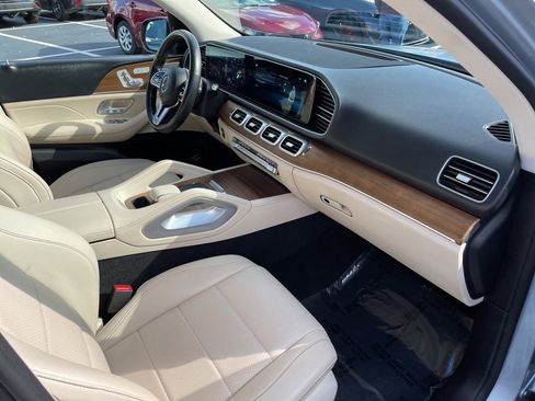 Used 2022 Mercedes-Benz GLE 350 4MATIC image 10