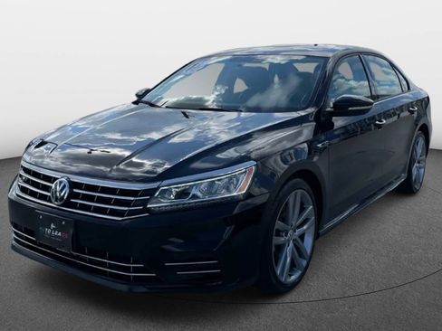 Used 2018 Volkswagen Passat 2.0T R-Line FWD image 1