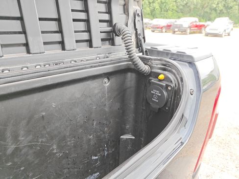 Used 2020 RAM 1500 Limited AWD/4WD image 32